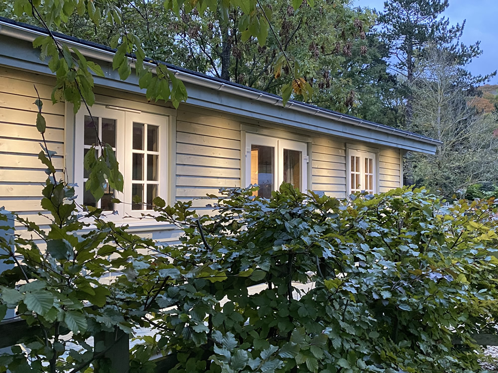 self-catering accommodation Chinnor overlooking the Chilterns